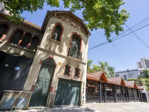 Casa en Venta con 1 cochera