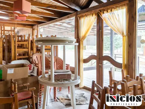 Local comercial más dos Cabañas en pleno Centro - C776