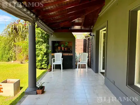 Casa en Alquiler de 3 dormitorios