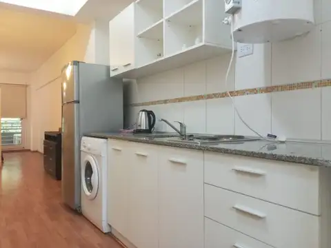 VENTA MONOAMBIENTE AL FRENTE/BALCON  PARQUE CHAS