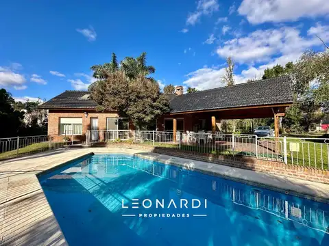 Casa impecable en Barrio CUBE     ID 5410