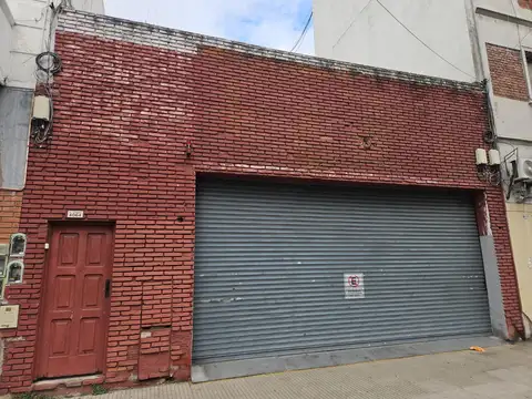 Alquiler Local  de 160 m2 sobre Av caseros 4400