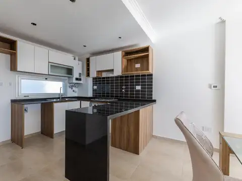 Departamento 4 ambientes con 2 baños