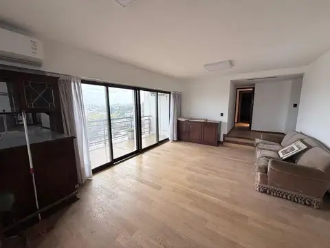 Departamento en Alquiler de 3 dormitorios