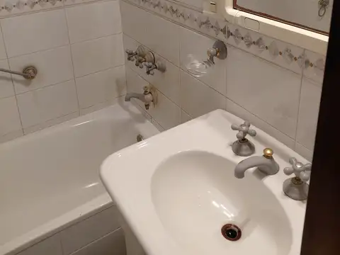 Departamento 4 ambientes con 1 baño