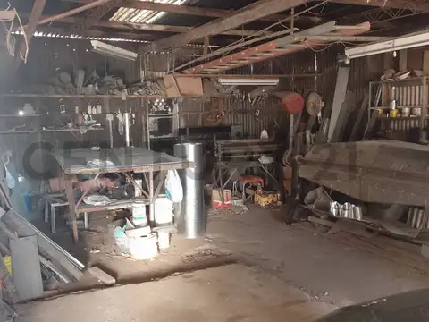 Galpon en Venta 25  mts Fondo
