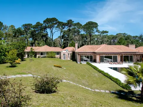 Casa en Venta de 9 dormitorios