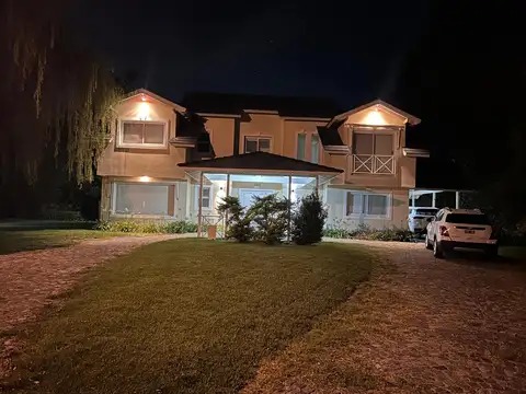 Casa en Alquiler en Country Club Los Cardales, USD 1.250