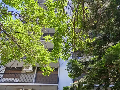 Departamento de 2 amb. en venta en Flores