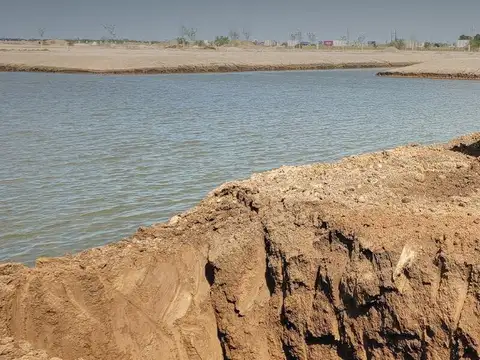 Venta Terreno Funes Lake