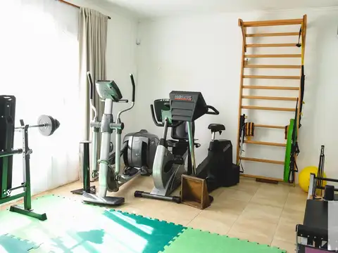 Campo en venta - 4 Dormitorios 3 Baños - Baradero