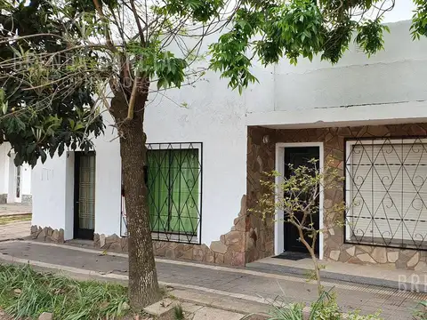 Casa en Planta Baja con 3 Dormitorios - Colon