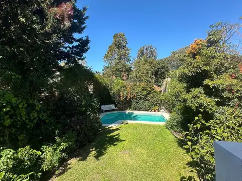 Casa en Alquiler de 4 dormitorios