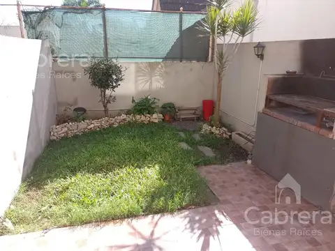 Depto Tipo Casa 2 ambientes con 1 baño