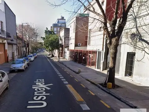 Cochera en venta - 12Mts2 - Parque Patricios
