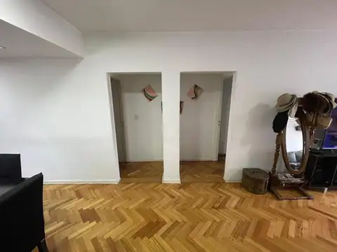 ES UN KING SIZE  divino 3 amb.todo a nuevo mega balcon-tza