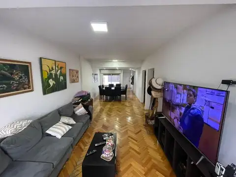 ES UN KING SIZE  divino 3 amb.todo a nuevo mega balcon-tza