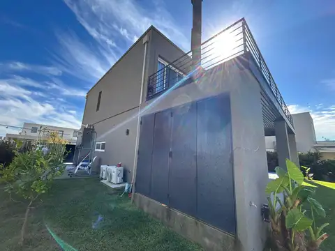Casa en Venta en El Naudir, USD 329.000