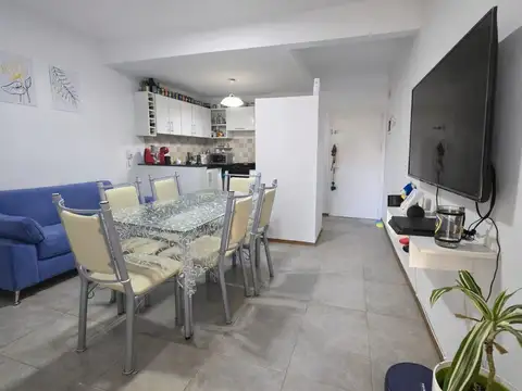 Venta Departamento con cochera en  R. de Escalada
