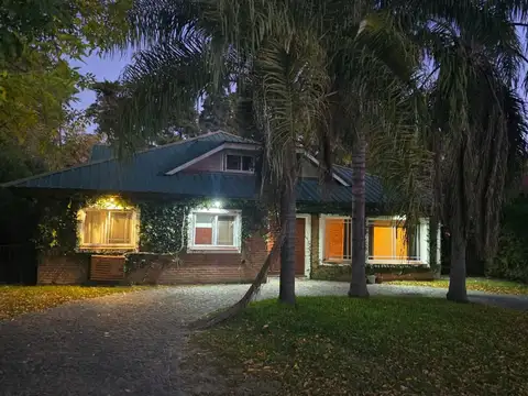 Oportunidad Venta Casa, Bº La Arboleda ,Garín