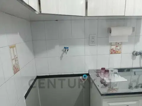 Venta Departamento muy amplio, de 3 ambientes en Monserrat. APTO CREDITO