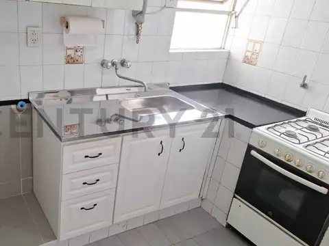 Departamento 3 ambientes con 1 baño