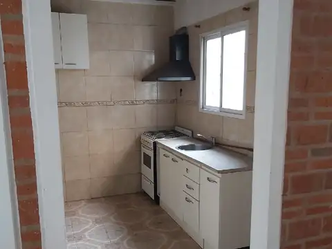 Depto Tipo Casa en Venta en Moron Sur, USD 60.000