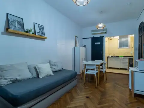 Venta, monoambiente frente, Av. Corrientes
