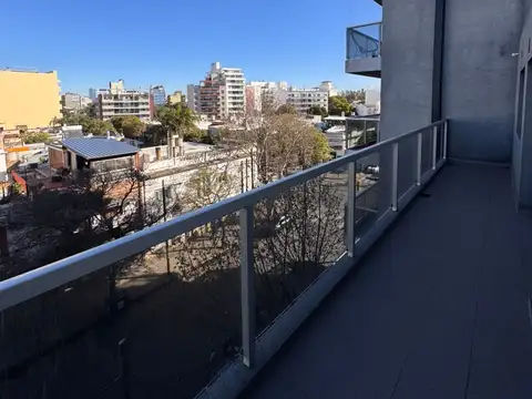 Miguel De Cervantes 600, Piso 4