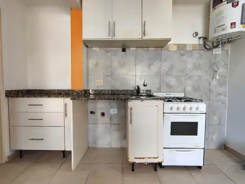 Departamento en Alquiler en Morón, $ 500.000