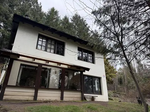 VENTA CASA 3 DORMITORIOS SAN MARTIN DE LOS ANDES BARRIO CHAPELCO