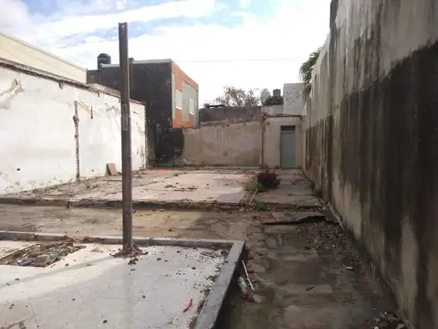 Terreno en Venta 8  mts Frente