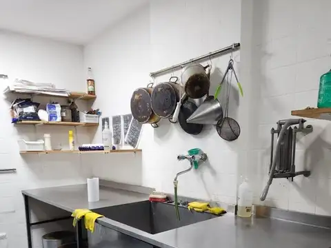 Ramón Falcón al 1500