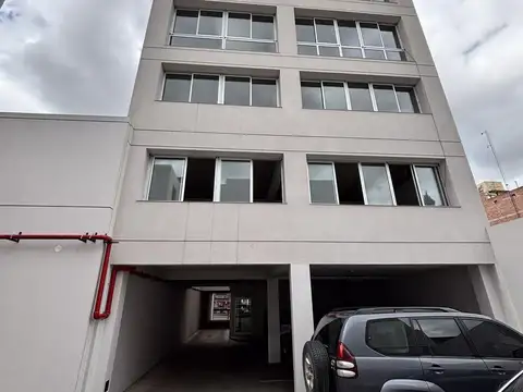 Oficina Monoambiente con 2 baños