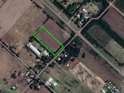 Yapeyú  e/ José Hernández y Ruta Provincial 30