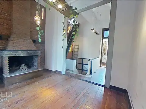 Casa de 4 dormitorios + Azotea uso exclusivo.