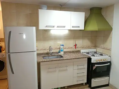 Depto Tipo Casa en Alquiler de 2 ambientes