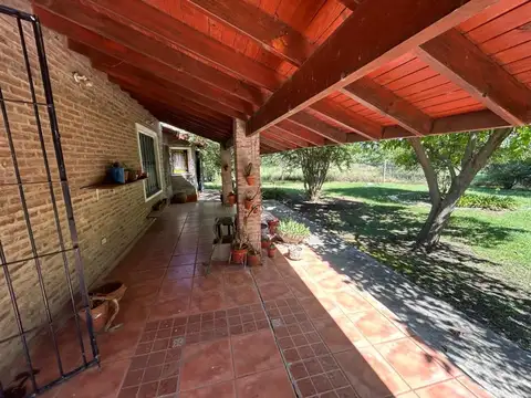 VENTA CASA QUINTA 150 M2 CUB SOBRE LOTE DE 3800 M2 CON 60 ARBOLES ADULTOS A 70 METROS RP 39 Alt Km 9.5