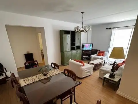 Alquilo Temporario en Colegiales, 4 Ambientes con balcón, 4/5 PAX