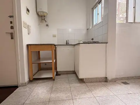 Depto Tipo Casa en Venta 80 años