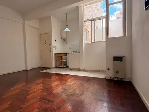 San Mateo 3700, Piso 2