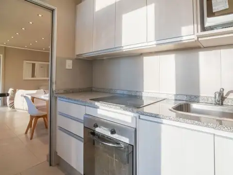 DPTO.  EXCLUSIVO! TERRAZA, JACUZZI C/VISTA AL RÍO