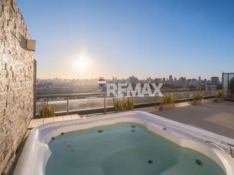DPTO.  EXCLUSIVO! TERRAZA, JACUZZI C/VISTA AL RÍO