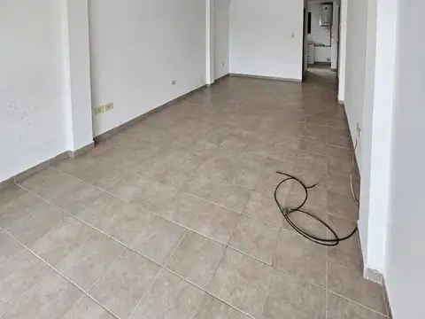 63 y 21
