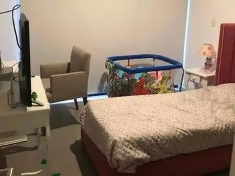 Departamento 4 ambientes con 3 baños