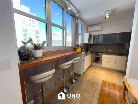 San Lorenzo y Balcarce - Piso Exclusivo de 2 Dormitorios.