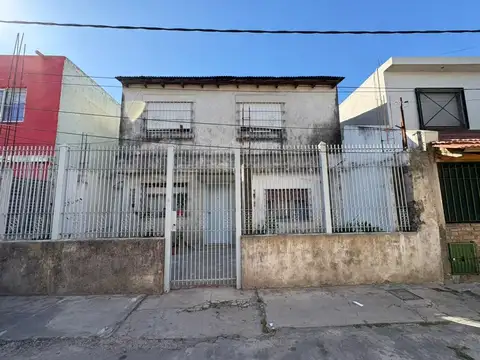 PH 5 Amb. con patio y terraza en Ing. Budge