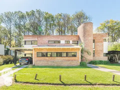 Oportunidad Casa 4 dormitorios, amplio jardín - Puerto Paraíso - Gral Lagos | Alquiler