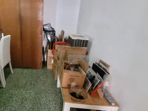 Casa  terreno propio 8,66 x 24,65 mts  3 Ambientes Gran Patio Quincho Parrilla