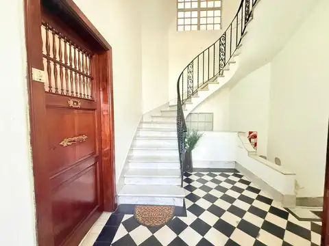 Depto Tipo Casa en Venta en Monserrat, USD 100.000